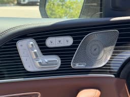 Mercedes-Benz GLS GLS 580 4MATIC SUV 2026 — side view