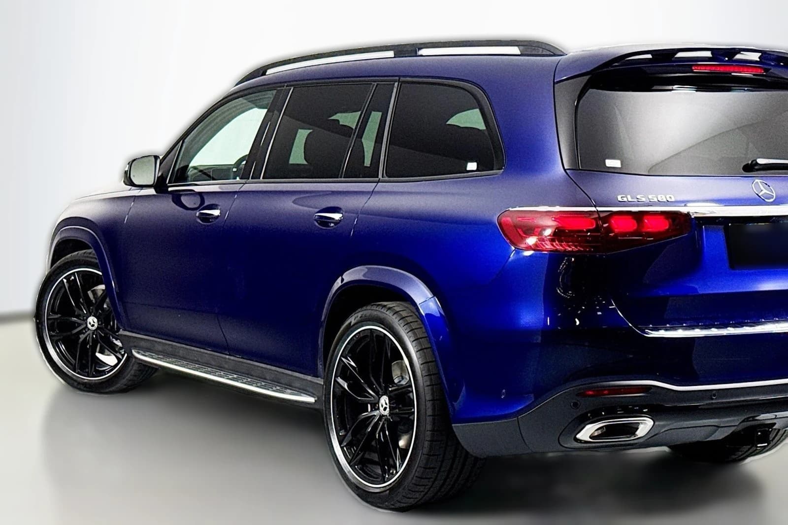 Mercedes-Benz GLS GLS 580 4MATIC SUV 2026 — side view