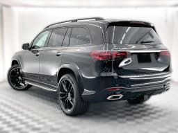 Mercedes-Benz GLS GLS 580 4MATIC SUV 2026 — side view