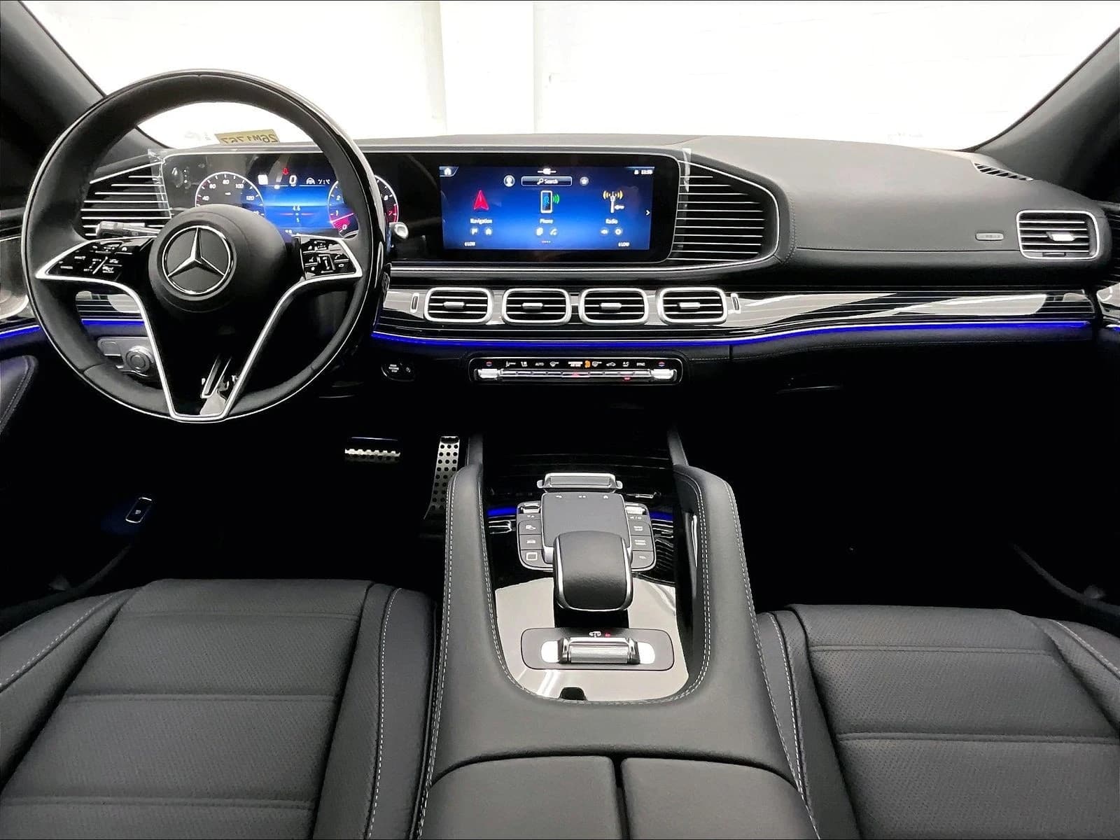 Mercedes-Benz GLS GLS 580 4MATIC SUV 2026 — side view