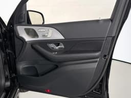 Mercedes-Benz GLS GLS 580 4MATIC SUV 2026 — side view