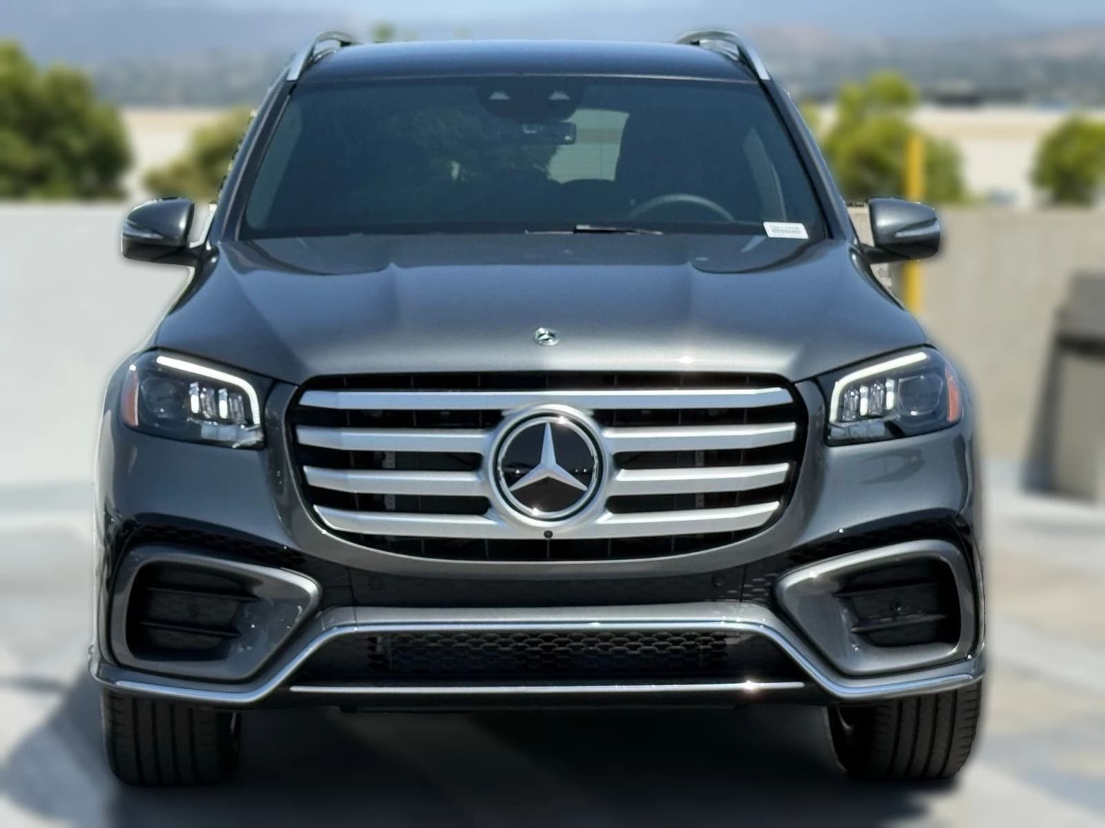 Mercedes-Benz GLS GLS 580 4MATIC SUV 2026 — side view