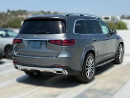 Mercedes-Benz GLS GLS 580 4MATIC SUV 2026 — side view