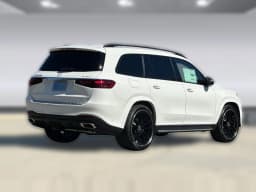 Mercedes-Benz GLS GLS 580 4MATIC SUV 2026 — side view