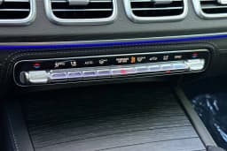 Mercedes-Benz GLS GLS 580 4MATIC SUV 2026 — side view