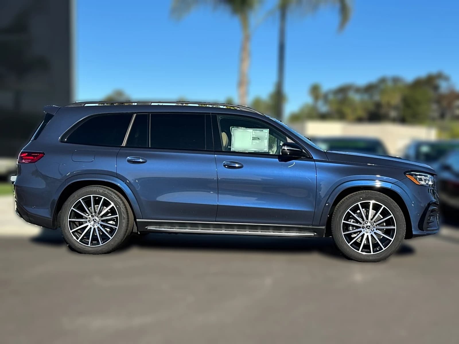 Mercedes-Benz GLS GLS 580 4MATIC SUV 2026 — side view