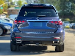 Mercedes-Benz GLS GLS 580 4MATIC SUV 2026 — side view