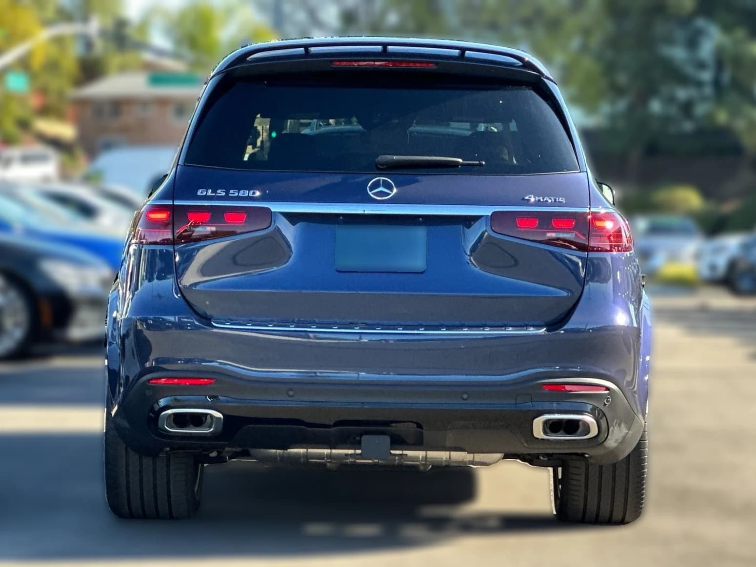 Mercedes-Benz GLS GLS 580 4MATIC SUV 2026 — side view