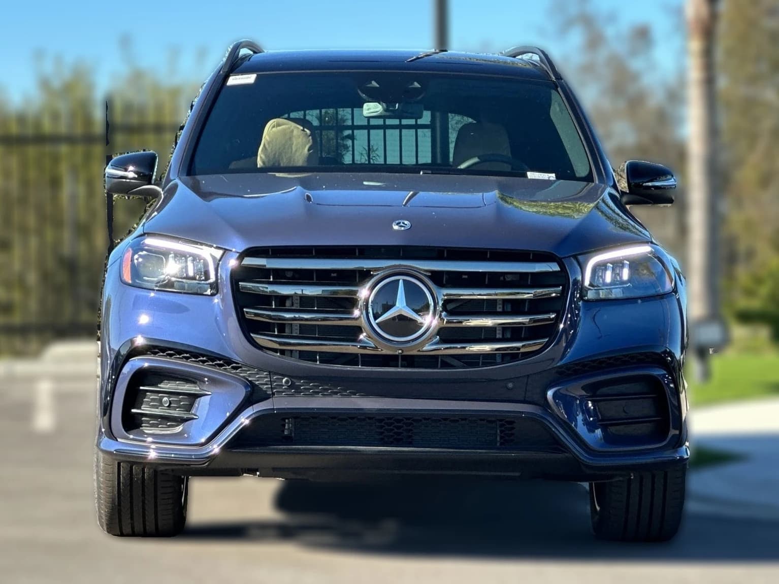 Mercedes-Benz GLS GLS 580 4MATIC SUV 2026 — side view