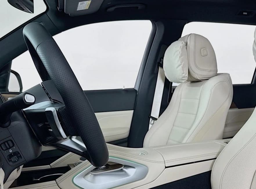 Mercedes-Benz GLS GLS 580 4MATIC SUV 2026 — side view