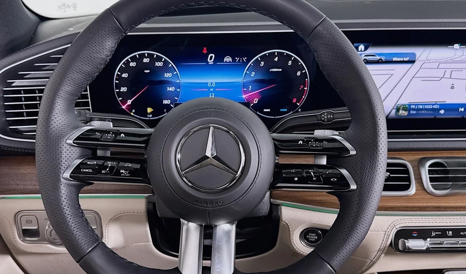 Mercedes-Benz GLS GLS 580 4MATIC SUV 2026 — side view