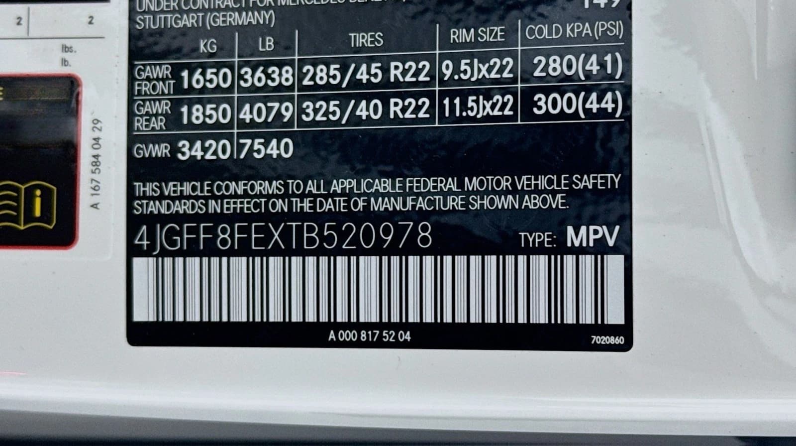 Mercedes-Benz GLS GLS 580 4MATIC SUV 2026 — side view