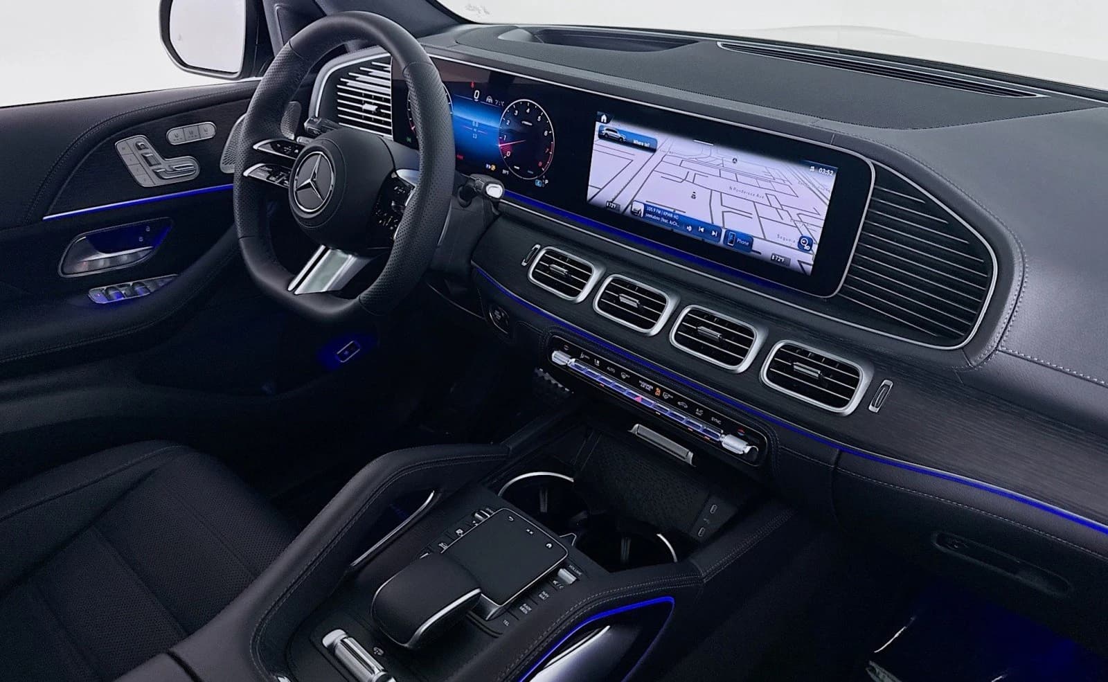Mercedes-Benz GLS GLS 580 4MATIC SUV 2026 — side view