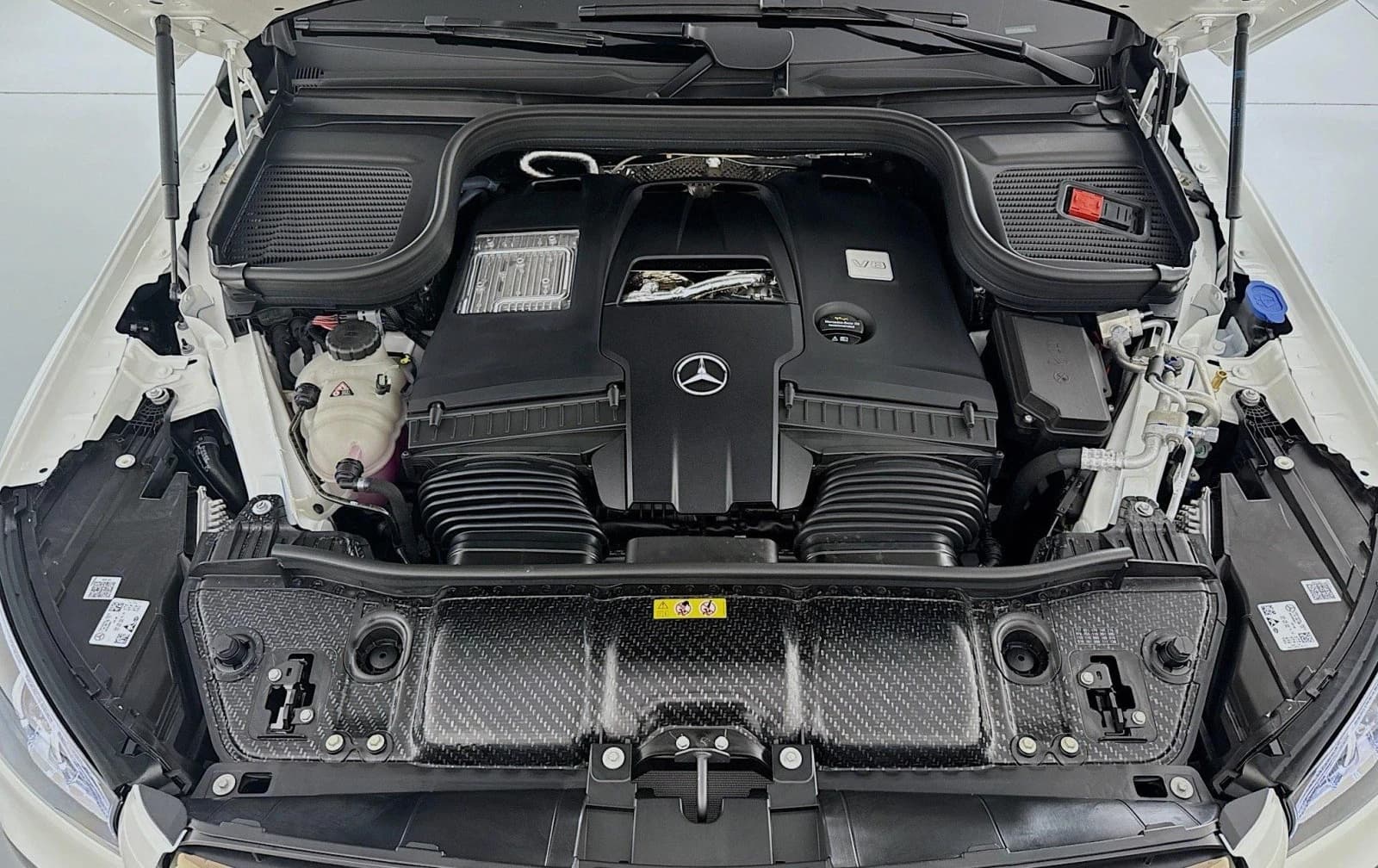 Mercedes-Benz GLS GLS 580 4MATIC SUV 2026 — side view