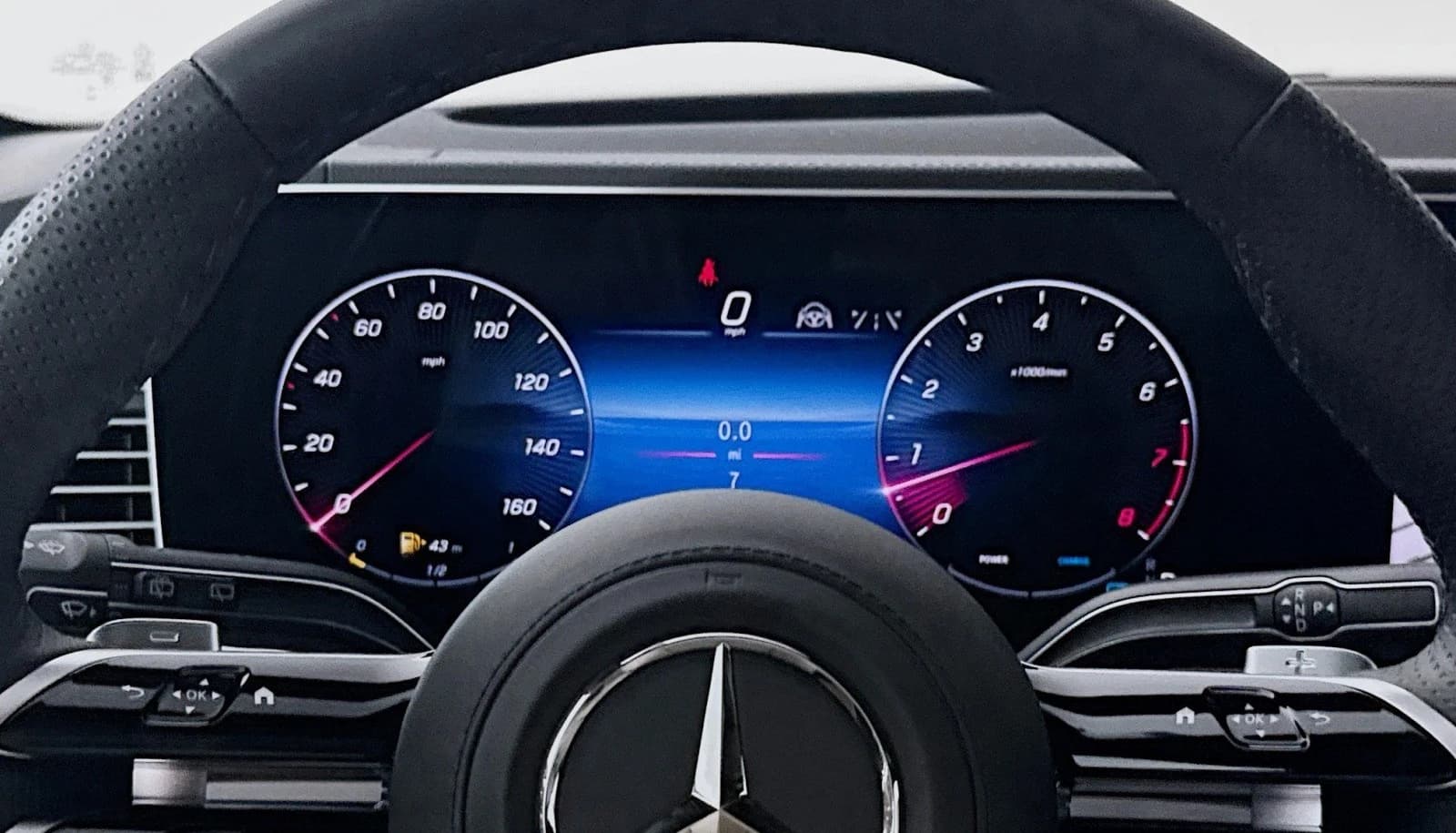 Mercedes-Benz GLS GLS 580 4MATIC SUV 2026 — side view