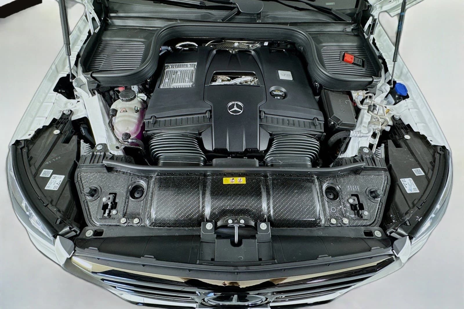 Mercedes-Benz GLS GLS 580 4MATIC SUV 2026 — side view