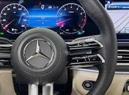 Mercedes-Benz GLS GLS 580 4MATIC SUV 2026 — side view