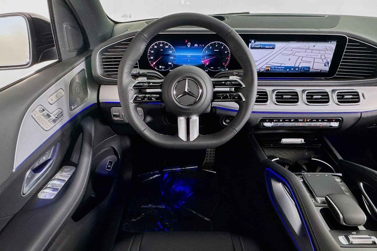 Mercedes-Benz GLS GLS 580 4MATIC SUV 2026 — side view