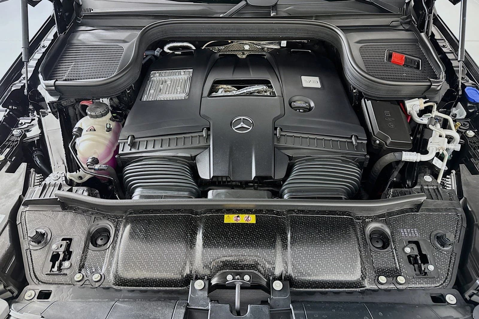Mercedes-Benz GLS GLS 580 4MATIC SUV 2026 — side view