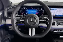 Mercedes-Benz GLS GLS 580 4MATIC SUV 2026 — side view