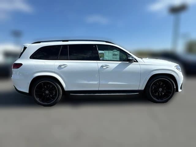 Mercedes-Benz GLS GLS 580 4MATIC SUV 2026 — side view