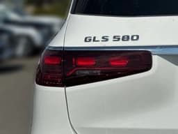 Mercedes-Benz GLS GLS 580 4MATIC SUV 2026 — side view