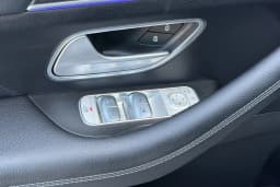 Mercedes-Benz GLS GLS 580 4MATIC SUV 2026 — side view