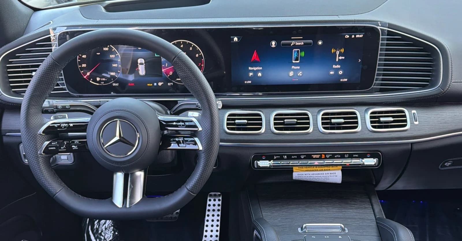 Mercedes-Benz GLS GLS 580 4MATIC SUV 2026 — side view