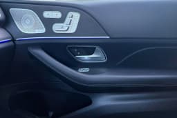 Mercedes-Benz GLS GLS 580 4MATIC SUV 2026 — side view