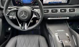 Mercedes-Benz GLS Maybach GLS 600 4MATIC SUV 2026 — side view