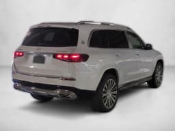 Mercedes-Benz GLS Maybach GLS 600 4MATIC SUV 2026 — side view