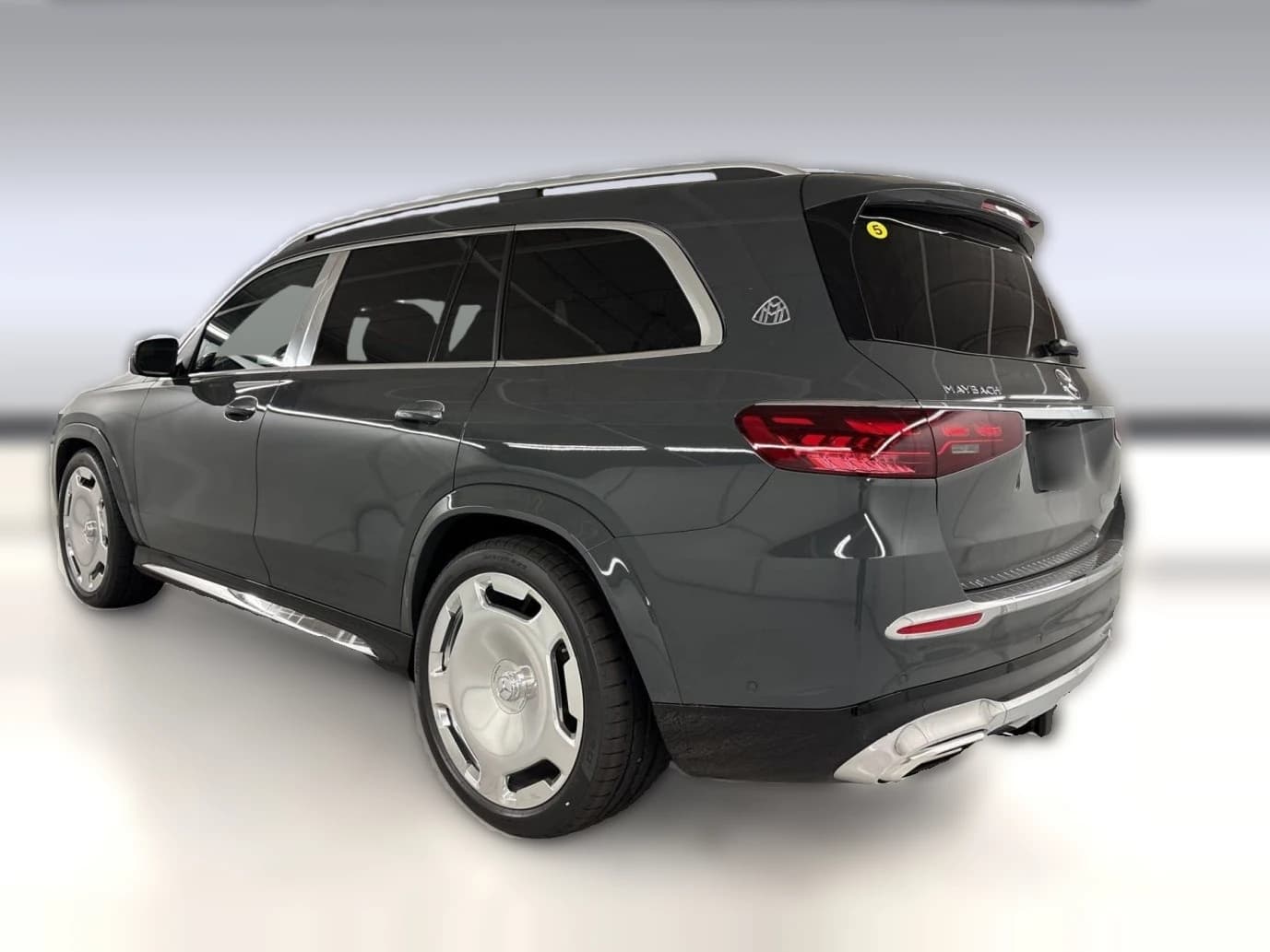 Mercedes-Benz GLS Maybach GLS 600 4MATIC SUV 2026 — side view