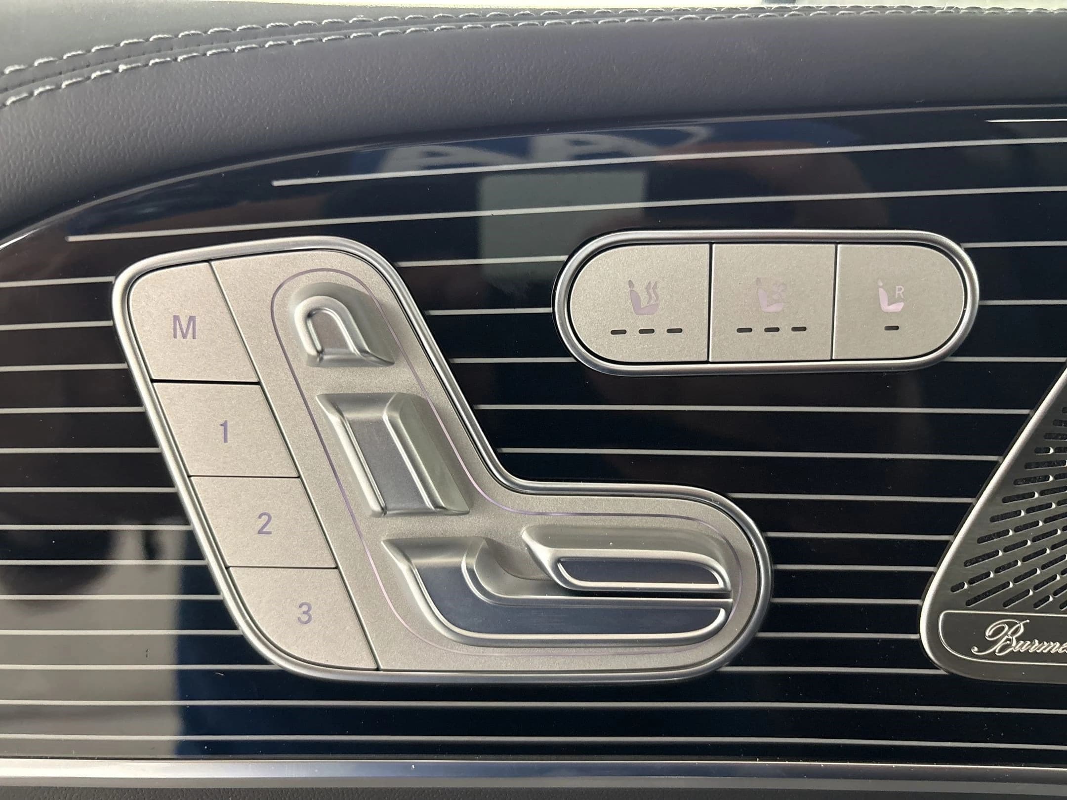 Mercedes-Benz GLS Maybach GLS 600 4MATIC SUV 2026 — side view