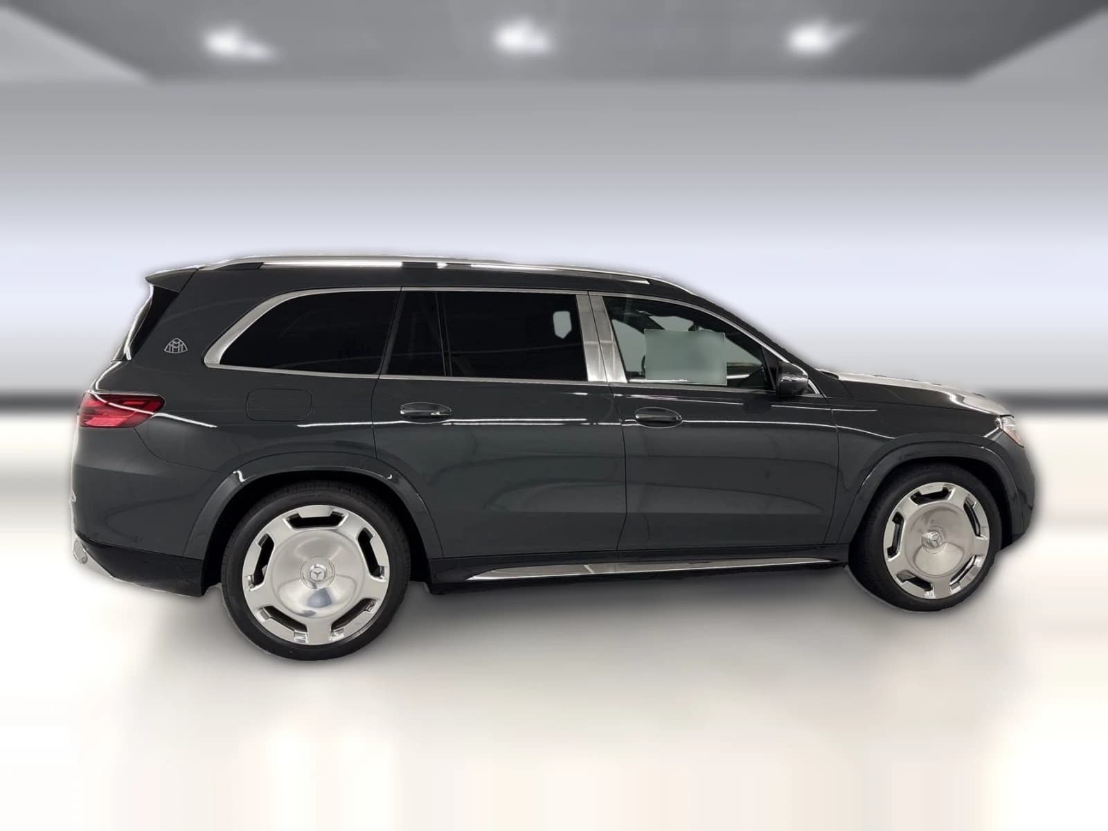 Mercedes-Benz GLS Maybach GLS 600 4MATIC SUV 2026 — side view