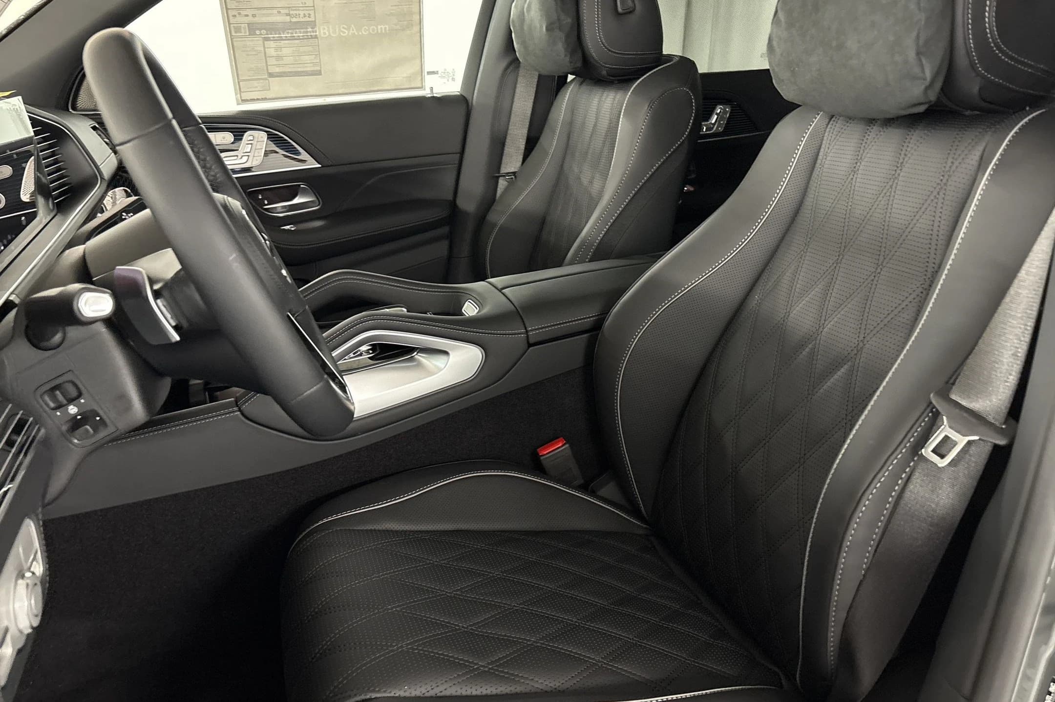 Mercedes-Benz GLS Maybach GLS 600 4MATIC SUV 2026 — side view