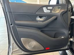 Mercedes-Benz GLS Maybach GLS 600 4MATIC SUV 2026 — side view