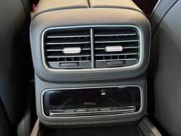 Mercedes-Benz GLS Maybach GLS 600 4MATIC SUV 2026 — side view