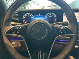 Mercedes-Benz GLS Maybach GLS 600 4MATIC SUV 2026 — side view