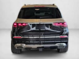 Mercedes-Benz GLS Maybach GLS 600 4MATIC SUV 2026 — side view