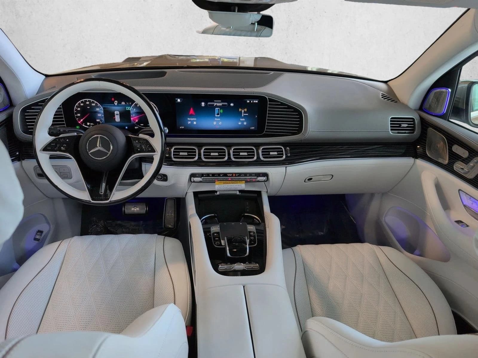 Mercedes-Benz GLS Maybach GLS 600 4MATIC SUV 2026 — side view