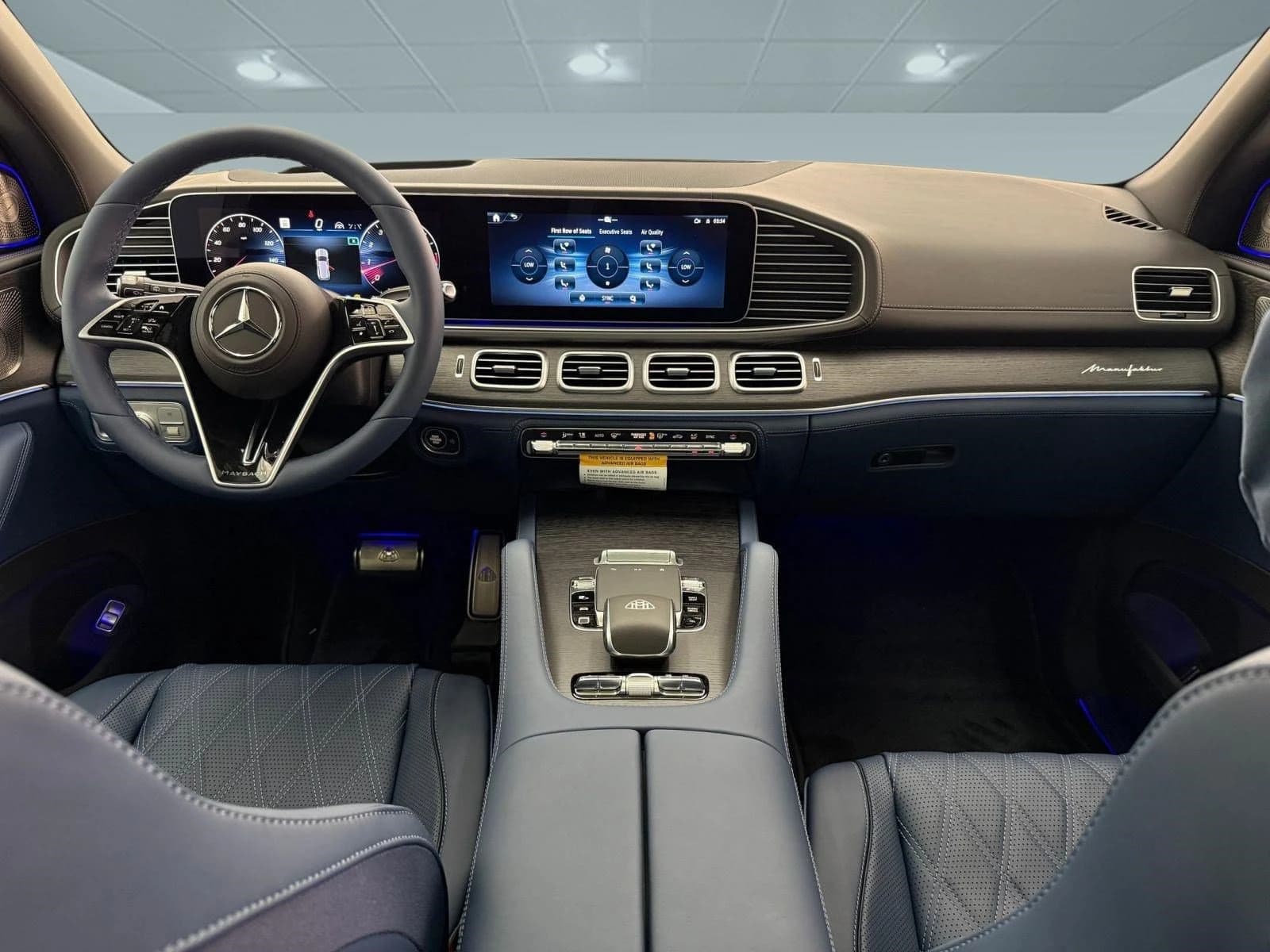 Mercedes-Benz GLS Maybach GLS 600 4MATIC SUV 2026 — side view