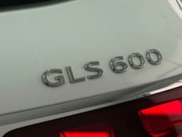 Mercedes-Benz GLS Maybach GLS 600 4MATIC SUV 2026 — side view
