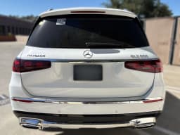 Mercedes-Benz GLS Maybach GLS 600 4MATIC SUV 2026 — side view