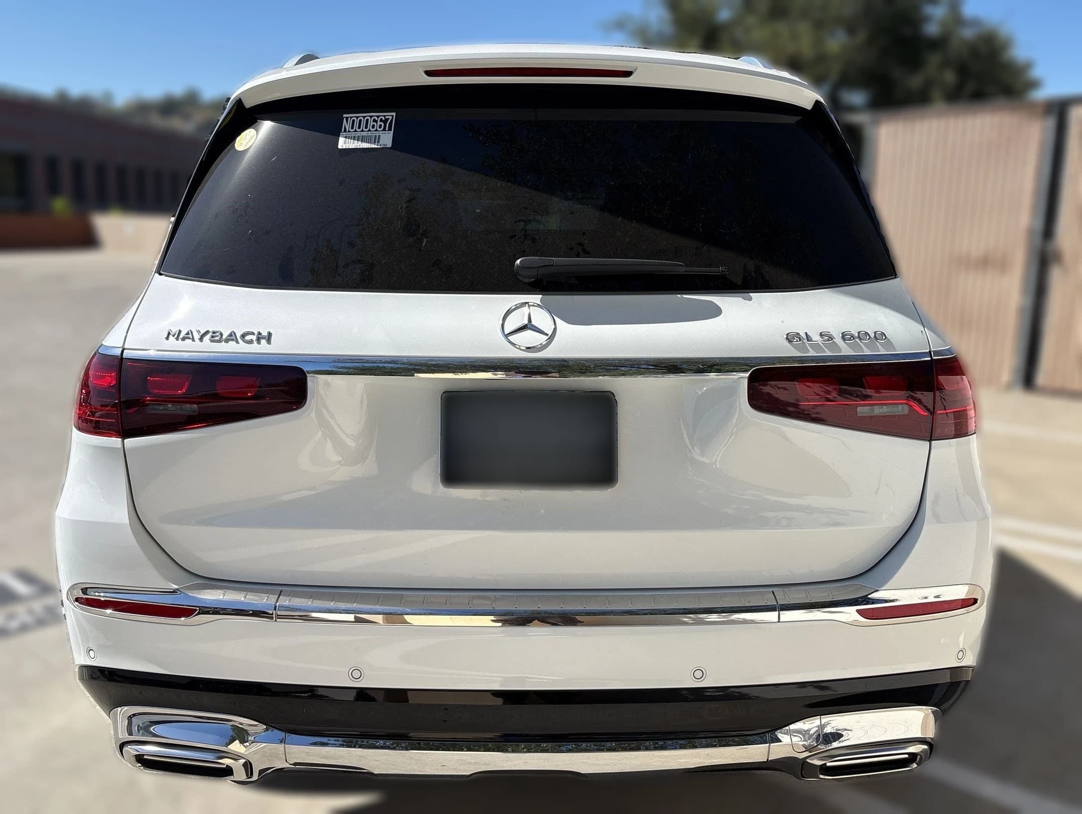 Mercedes-Benz GLS Maybach GLS 600 4MATIC SUV 2026 — side view