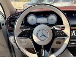 Mercedes-Benz GLS Maybach GLS 600 4MATIC SUV 2026 — side view