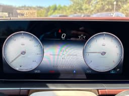 Mercedes-Benz GLS Maybach GLS 600 4MATIC SUV 2026 — side view