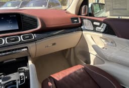 Mercedes-Benz GLS Maybach GLS 600 4MATIC SUV 2026 — side view