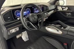 Mercedes-Benz GLS Maybach GLS 600 4MATIC SUV 2026 — side view