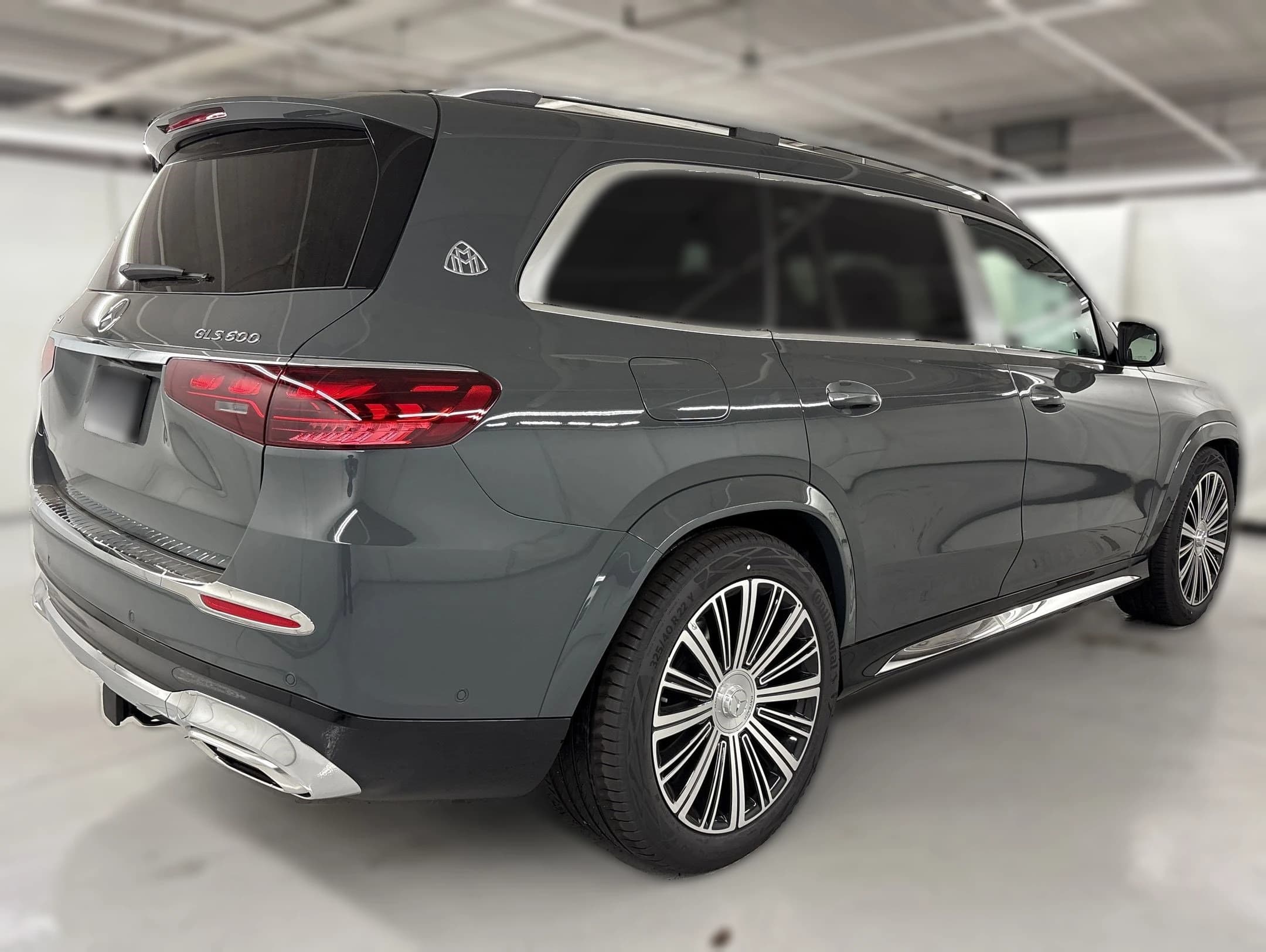 Mercedes-Benz GLS Maybach GLS 600 4MATIC SUV 2026 — side view