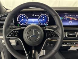 Mercedes-Benz GLS Maybach GLS 600 4MATIC SUV 2026 — side view